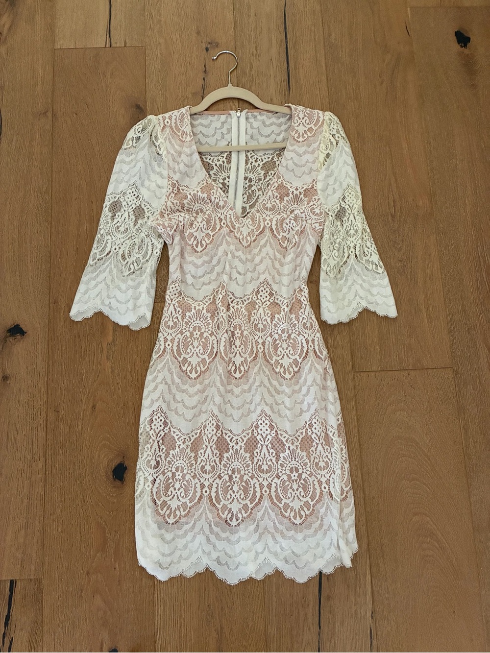 Women’s White and Nude Lace Sheath Dress
